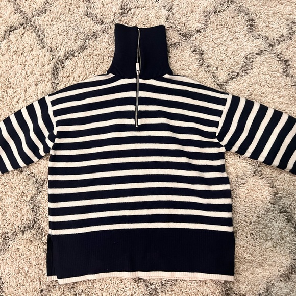 Aritzia Limited Edition Overseas Sweater - Picture 2 of 4